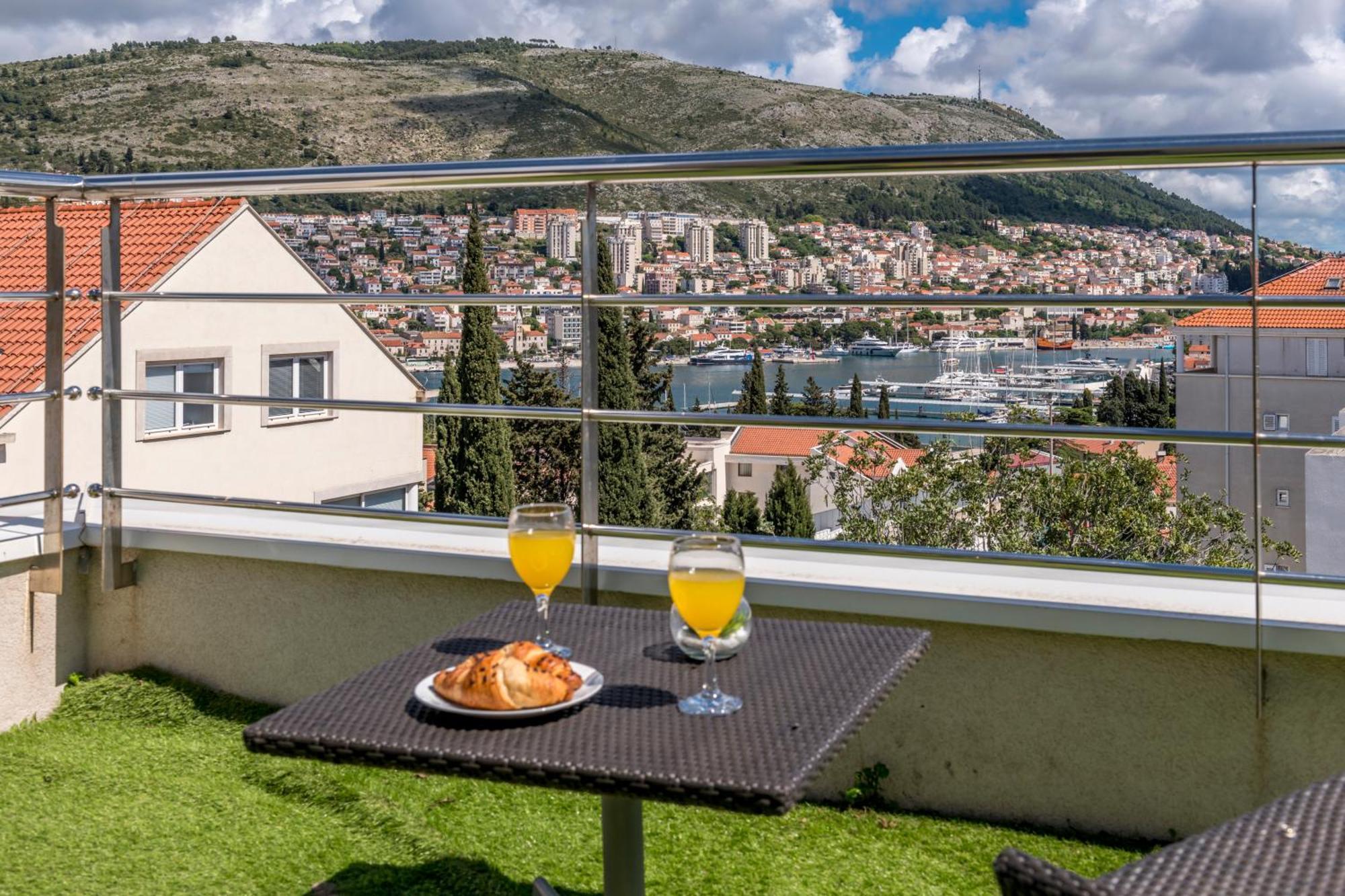 Dubrovnik Skyline Apartments Екстер'єр фото